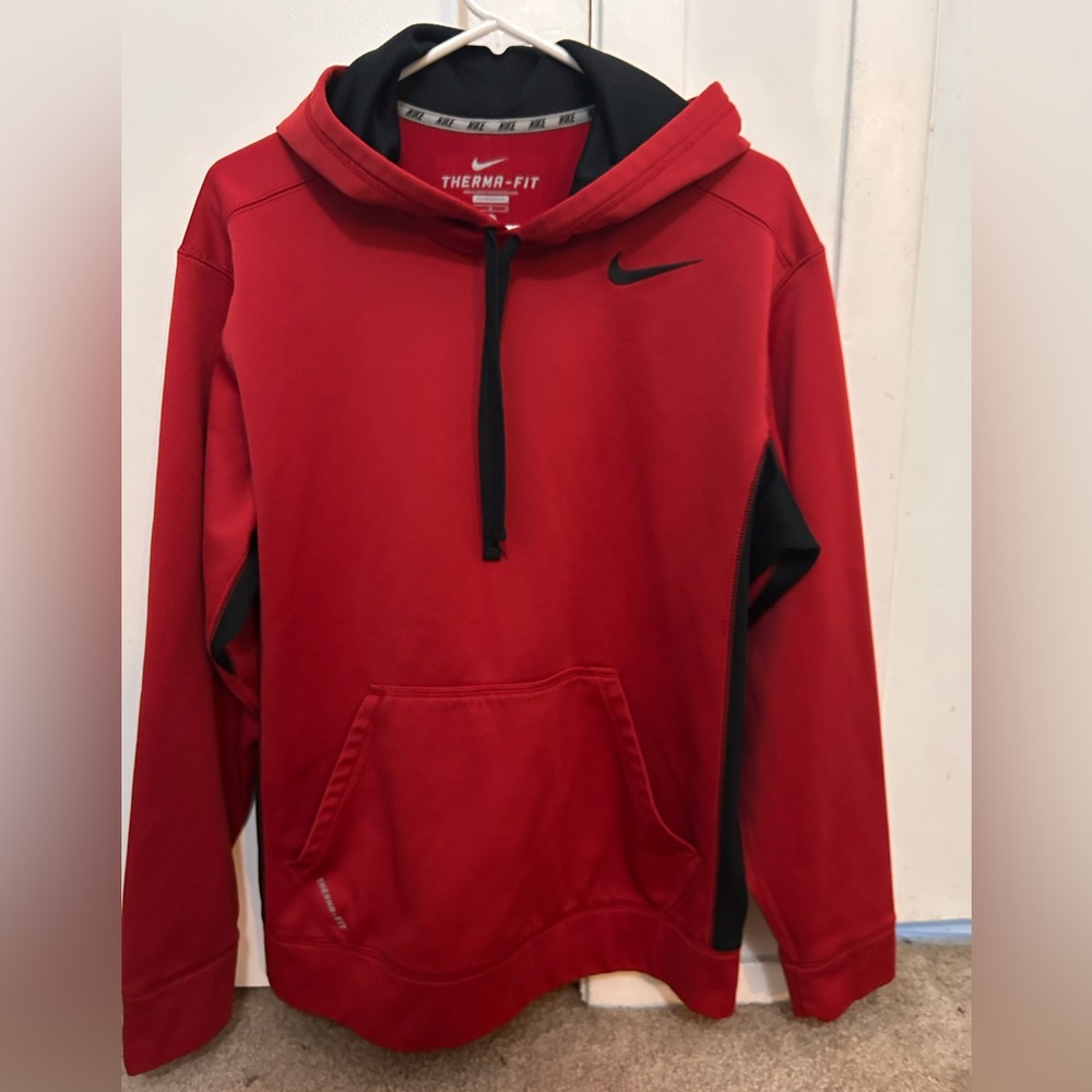 Nike Therma-Fit Red Hoodie sweatshirt L